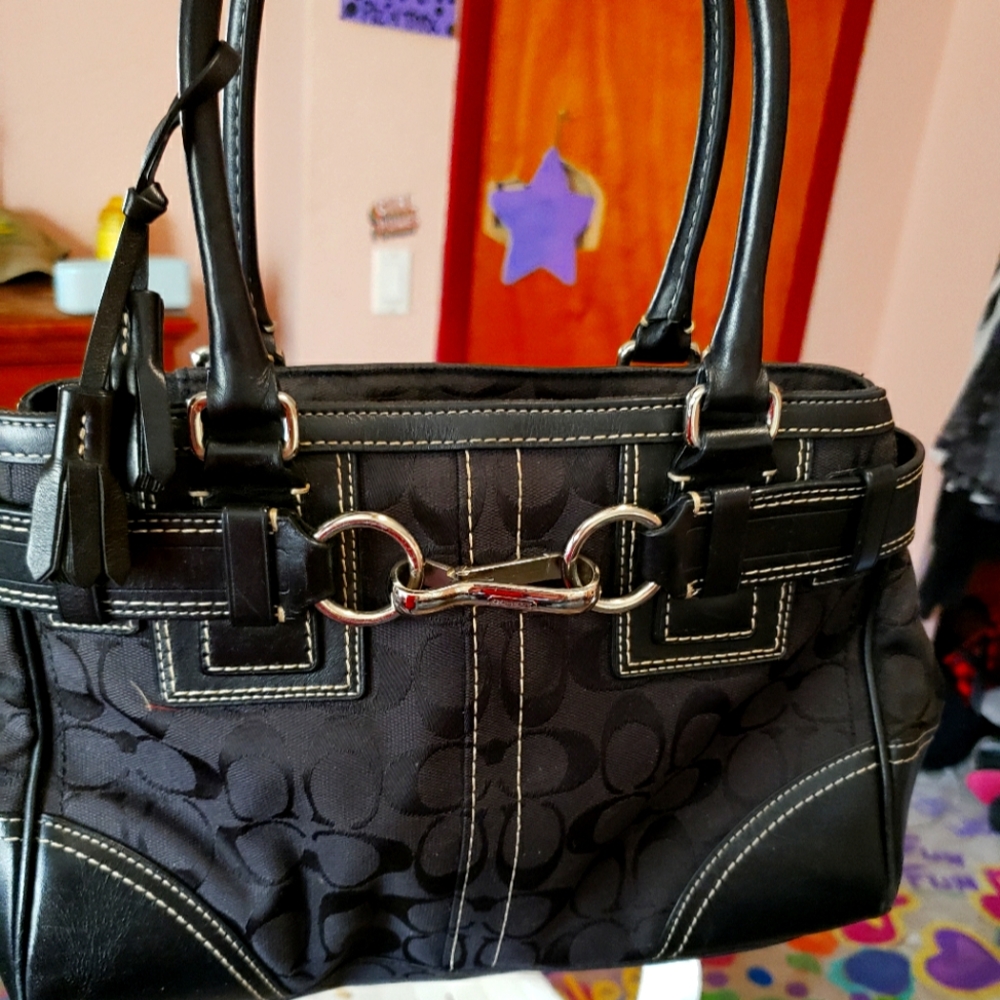 Coach shoulder bag